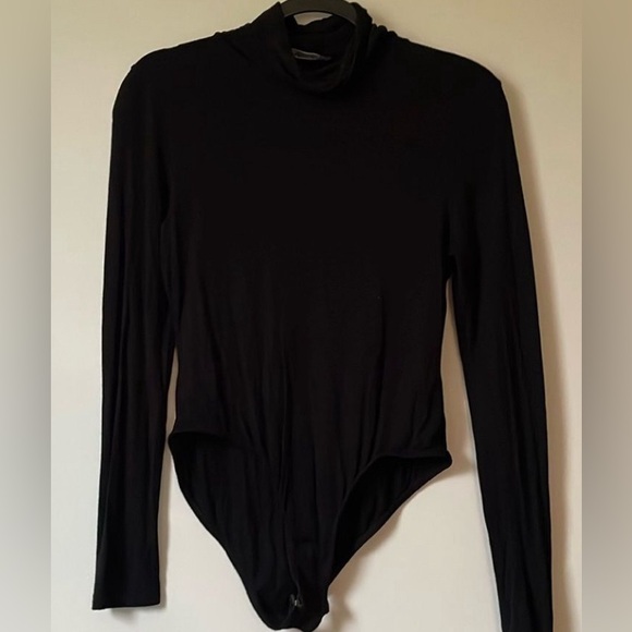 MISSGUIDED BLACK TURTLENECK BODYSUIT - Picture 5 of 7